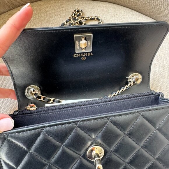 New in Box Chanel Black Mini Flap Handbag with Chain - Picture 10 of 11